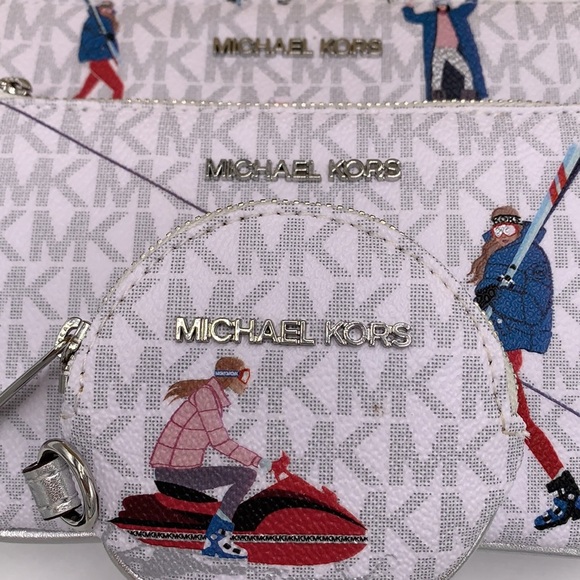 MICHAEL KORS JET SET GIRLS MULTIFUNCTIONAL WRISTLET TRIO BRIGHT WHITE MU… - Picture 12 of 13